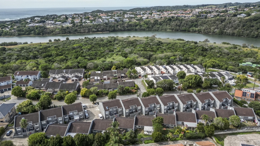 3 Bedroom Property for Sale in Beacon Bay Eastern Cape